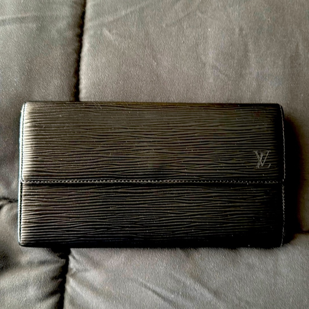 louis Vuitton Black Epi long wallet